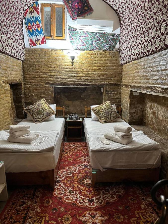 Mekhtar Ambar Hotel Бухара Екстериор снимка