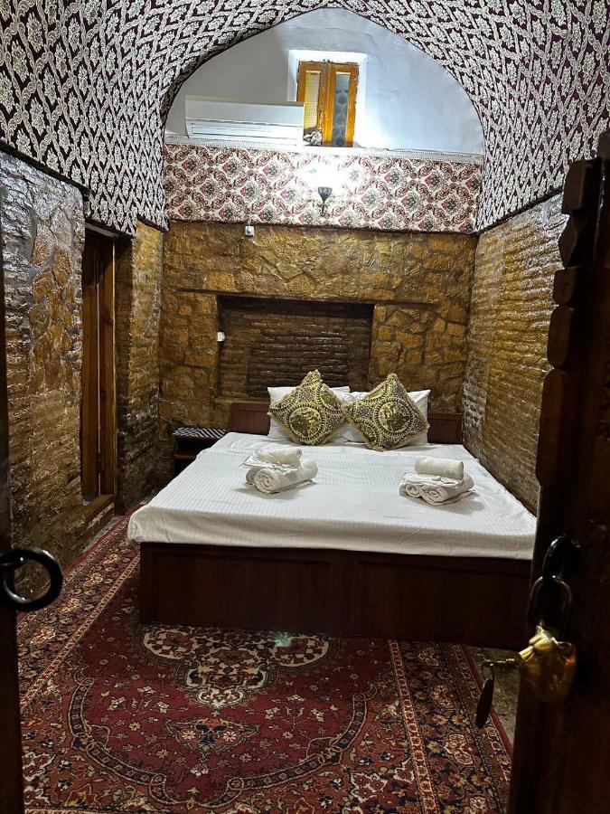 Mekhtar Ambar Hotel Бухара Екстериор снимка