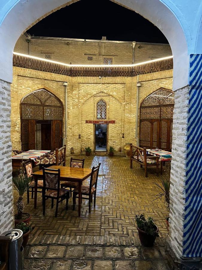 Mekhtar Ambar Hotel Бухара Екстериор снимка